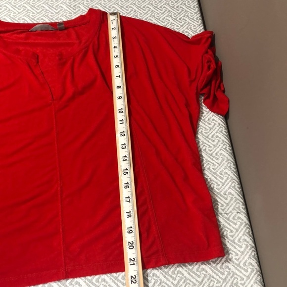 Athleta Essence Boxy Red Top Medium - Picture 5 of 8